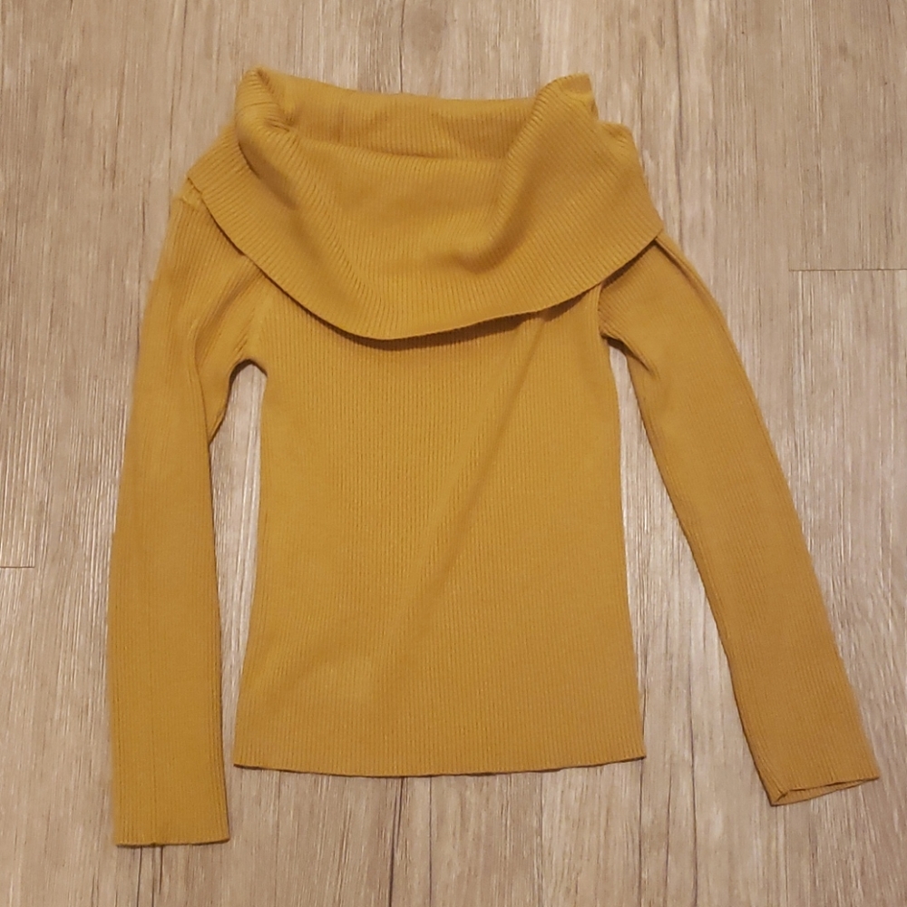 Off shoulder sweater